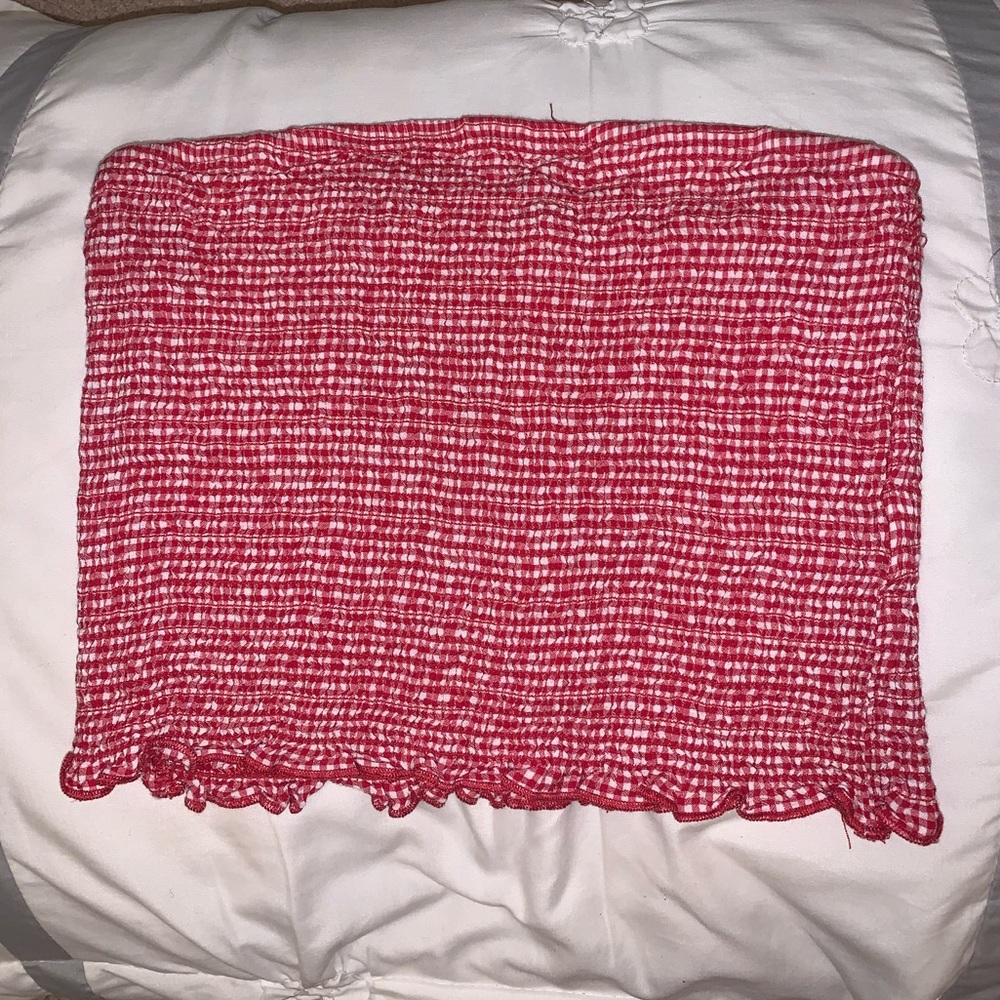 tube top || red and white lettuce lined